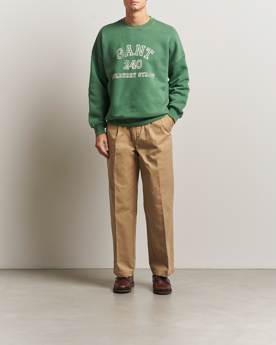 Herr | Tröjor | GANT 240 Mulberry Street | Vintage Graphic Crew Neck Sweatshirts Forest Green
