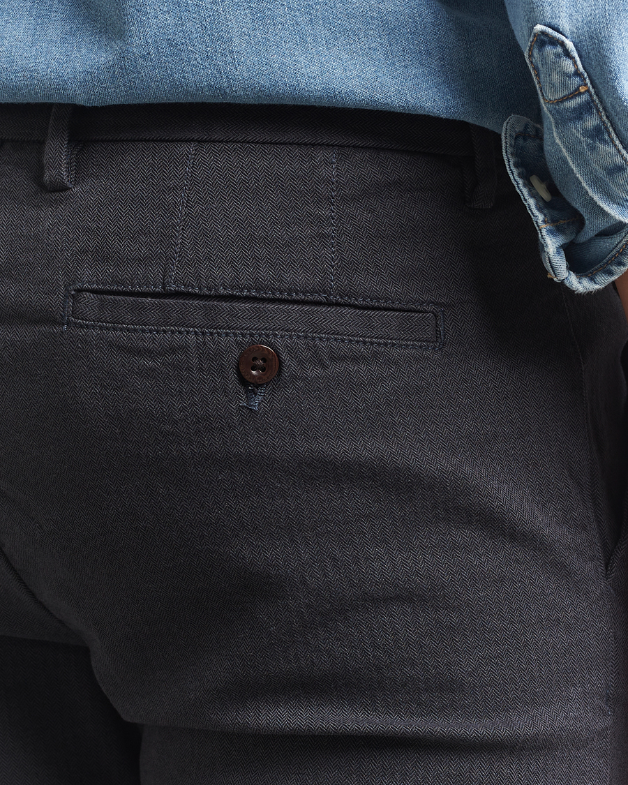 Herr | Byxor | Gant | Slim Fit Cotton Herringbone Trousers Antracite