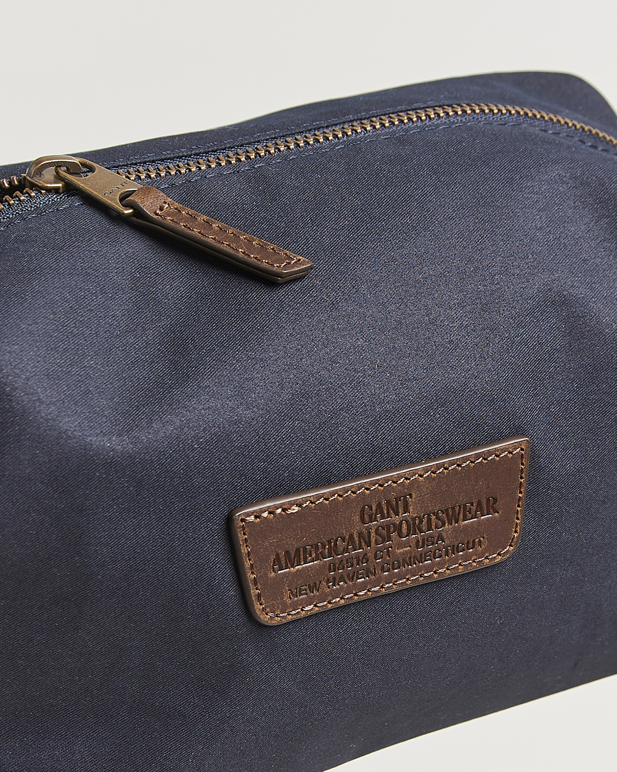 Herr | Väskor | GANT | Waxed Cotton Washbag Evening Blue