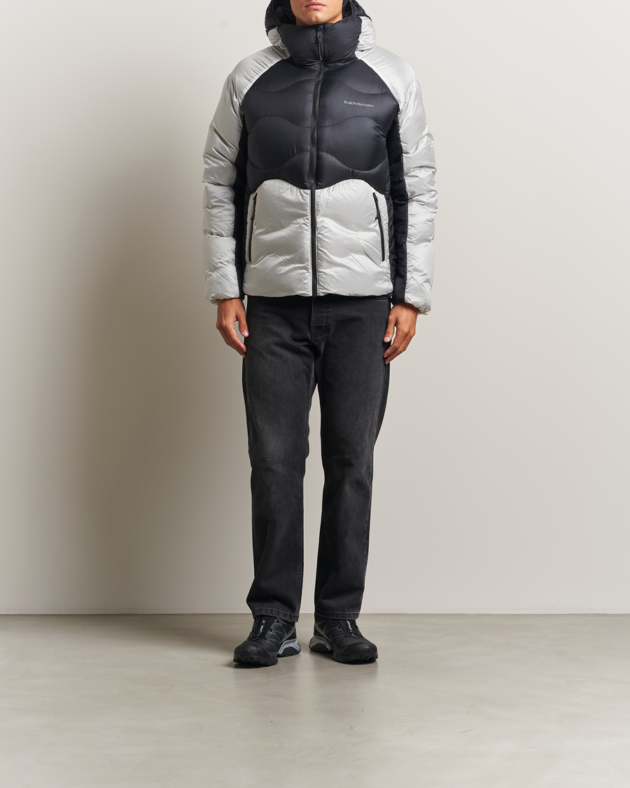 Herr | Jackor | Peak Performance | Helium Diamond Fused Hooded Down Jacket Black/Antarctica