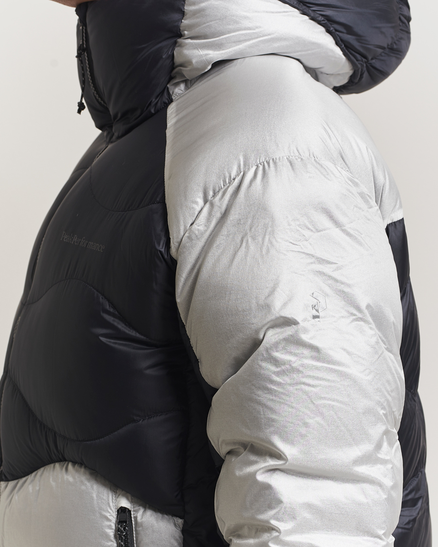 Herr | Jackor | Peak Performance | Helium Diamond Fused Hooded Down Jacket Black/Antarctica
