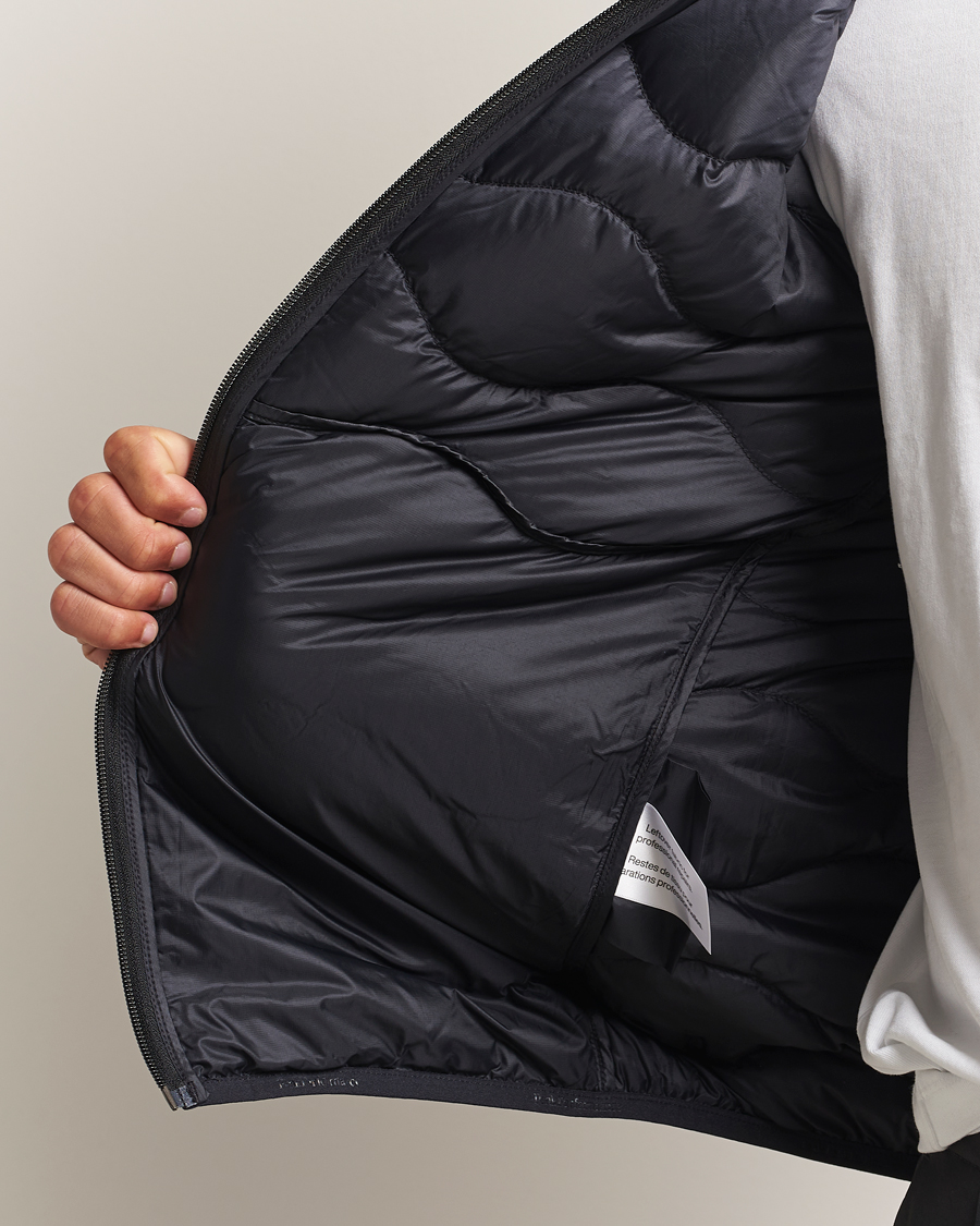 Herr | Jackor | Peak Performance | Helium Down Hooded Jacket Black