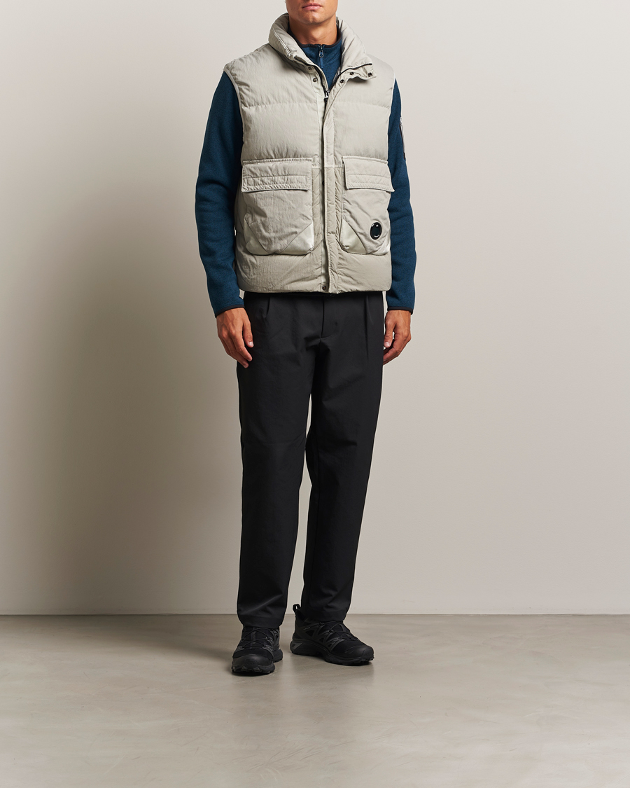 Herr | Västar | C.P. Company | Eco Chrome Mixed Down Vest Light Grey