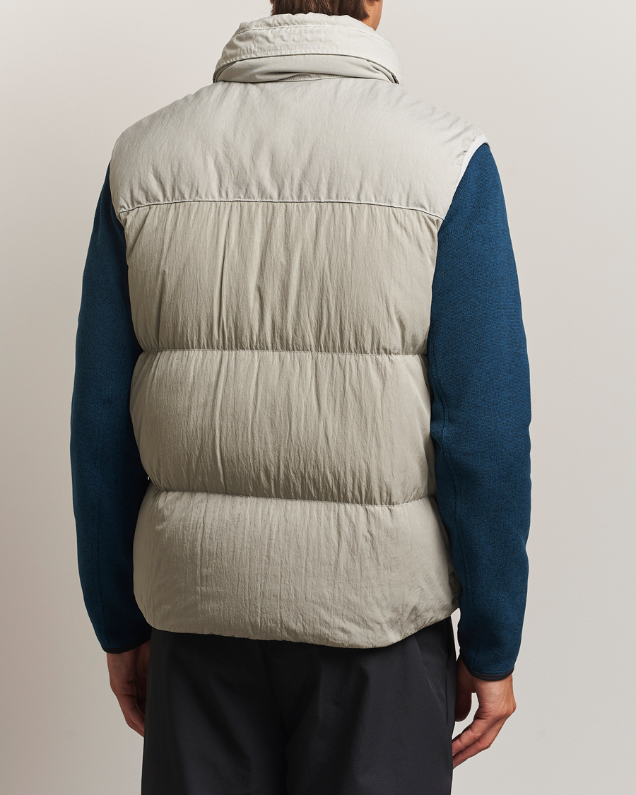 Herr | Västar | C.P. Company | Eco Chrome Mixed Down Vest Light Grey