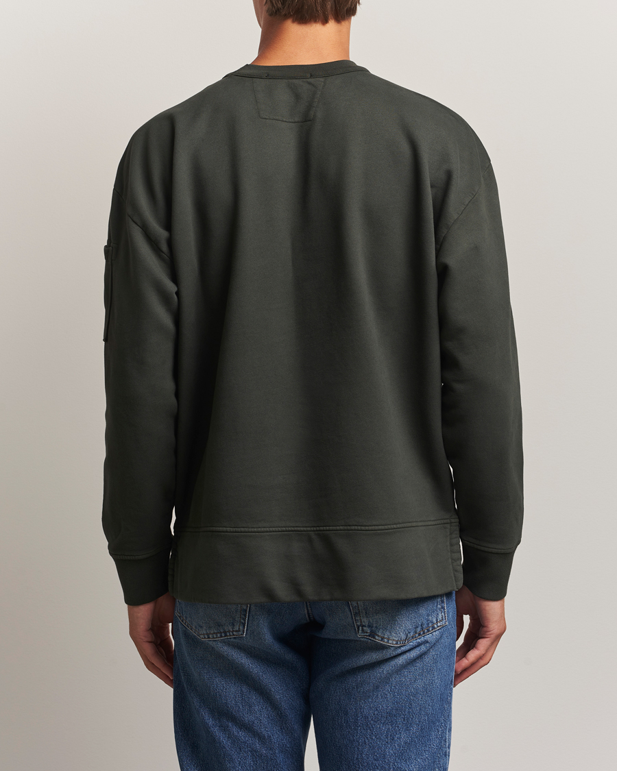 Herr | Tröjor | C.P. Company | Brushed Emerized Fleece Lens Sweatshirt Dark Green
