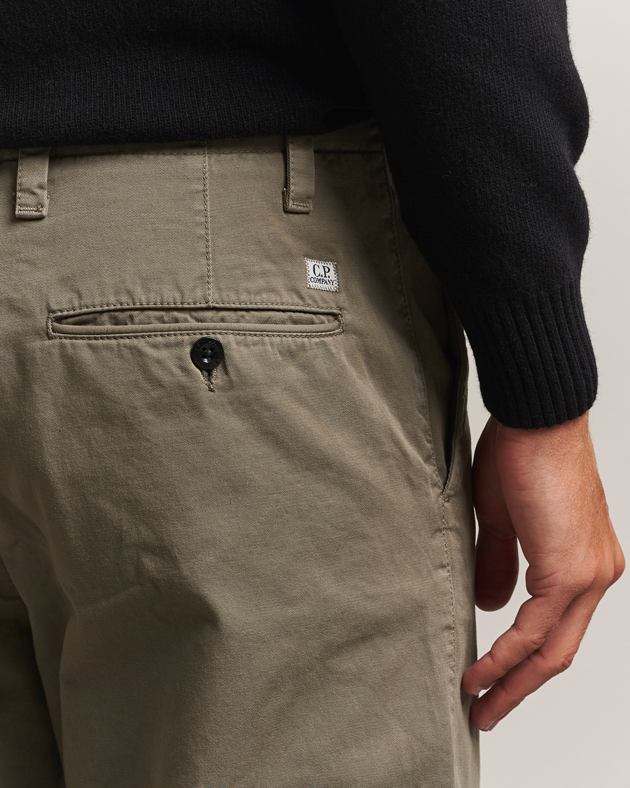 Herr | Byxor | C.P. Company | Cotton Gabardine Chino Grey