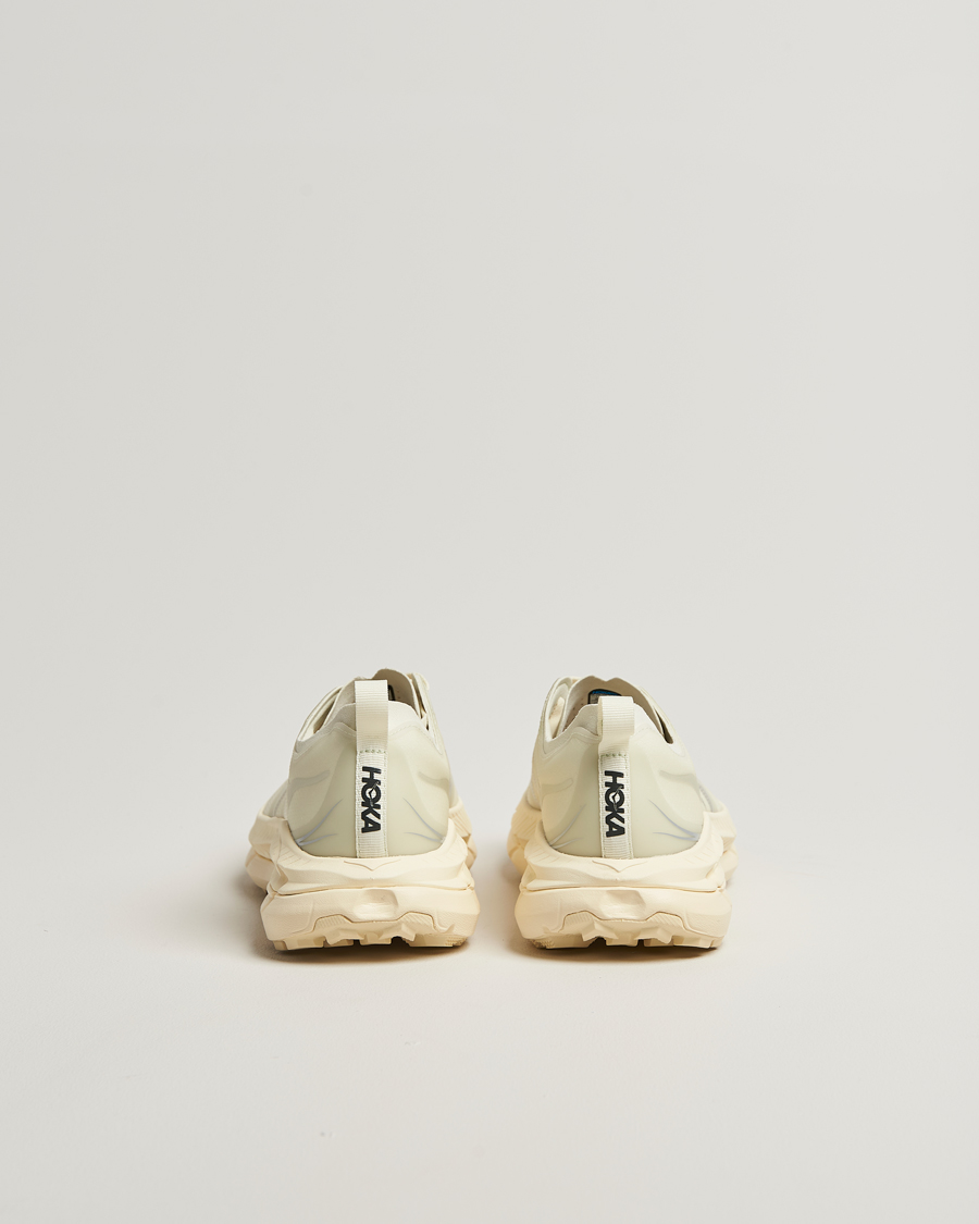 Herr | Sneakers | Hoka | One Mafate Speed 4 Lite Truffle Salt/Vintage Yellow