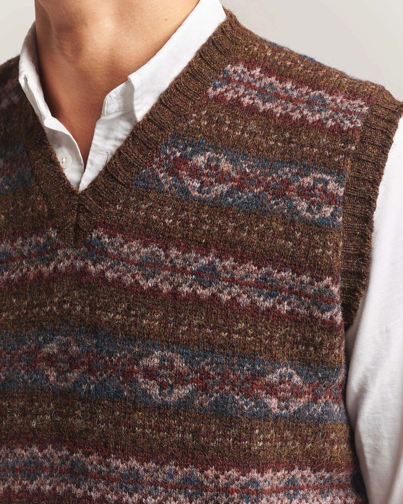 Herr | Tröjor | Jamieson's of Shetland | Jamiesons Of Shetland All Over Fair Isle Slipover Moss Green