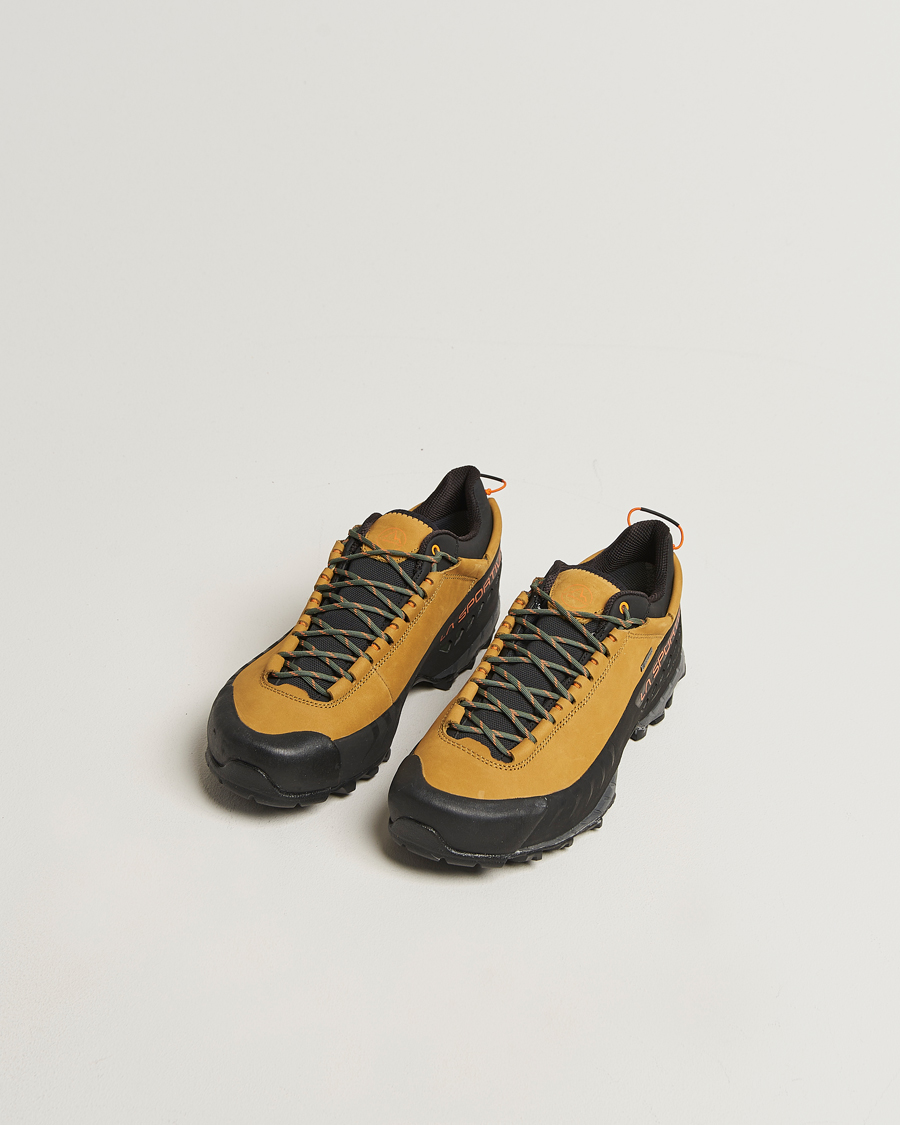 Herr | Trail Sneakers | La Sportiva | TX5 GTX Hiking Shoes Savana/Tiger