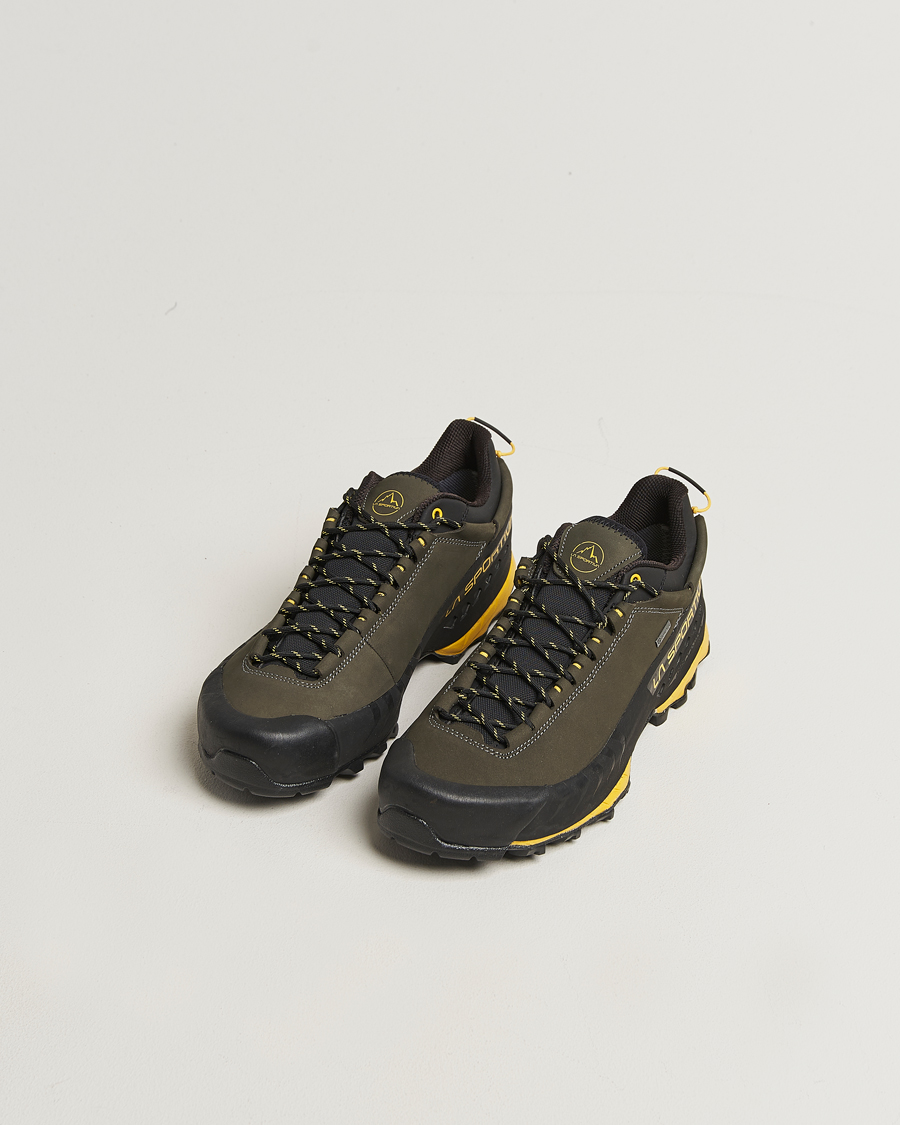 Herr | Trail Sneakers | La Sportiva | TX5 GTX Hiking Shoes Carbon/Yellow