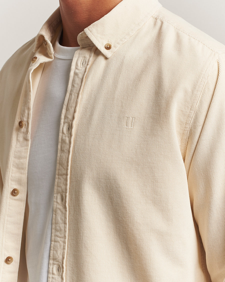 Herr | Skjortor | LES DEUX | Konrad Pinwale Corduroy Shirt Ivory