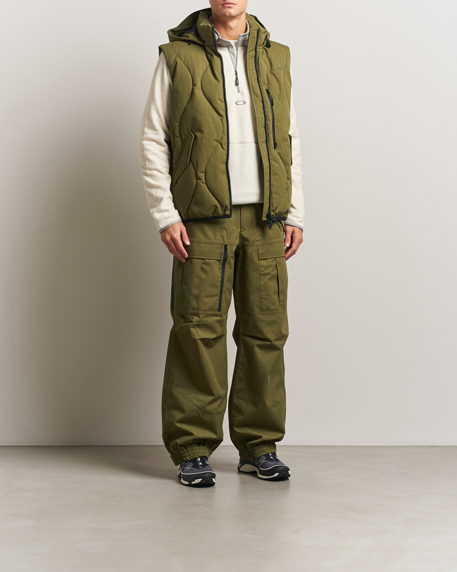 Herr | Västar | Oakley | Baldface Puffer Vest Army Green