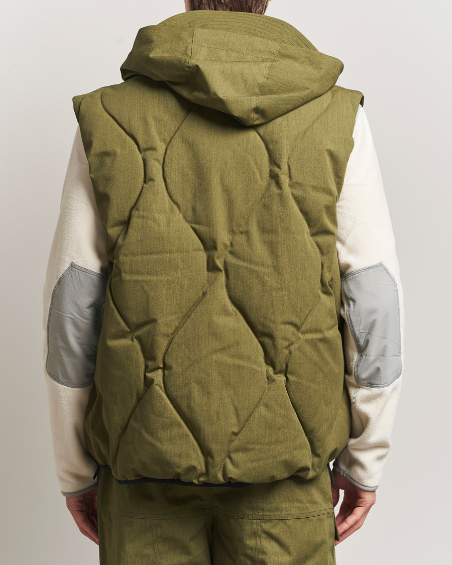 Herr | Västar | Oakley | Baldface Puffer Vest Army Green