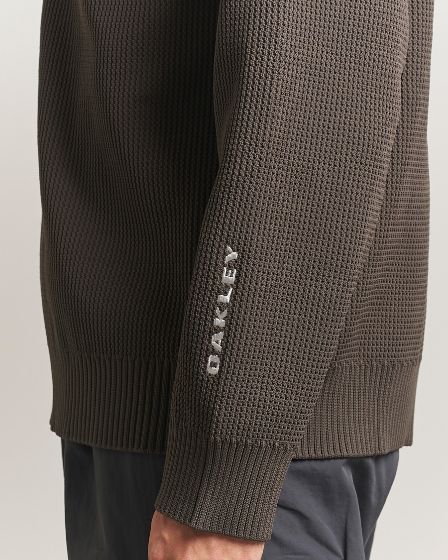 Herr | Tröjor | Oakley | FGL New Retro Half Zip Sweater Black