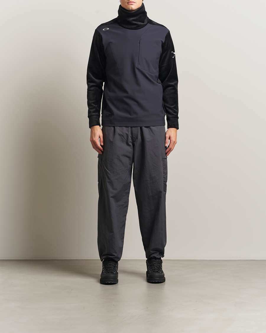 Herr | Tröjor | Oakley | FGL Skull Comfortable Turtle Neck Blackout