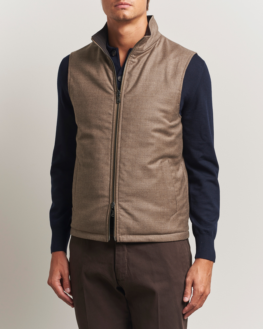 Herr | Jackor | Oscar Jacobson | Nylon/Wool Reversible Vest Brown