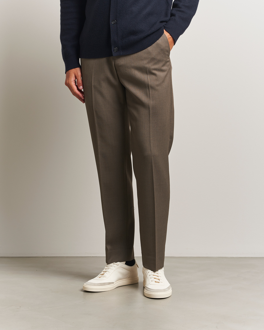 Herr | Byxor | Filippa K | Theo Relaxed Wool Trousers Driftwood