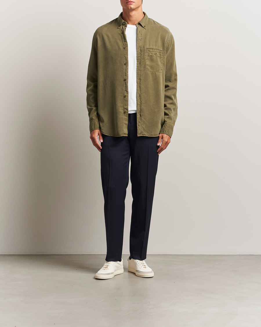 Herr | Skjortor | Filippa K | Zachary Lyocell Shirt Dark Olive