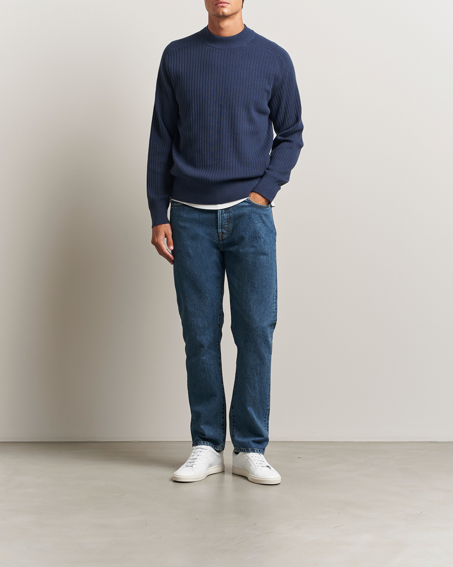 Herr | Byxor | Filippa K | Tapered Cropped Jeans Washed Mid Blue