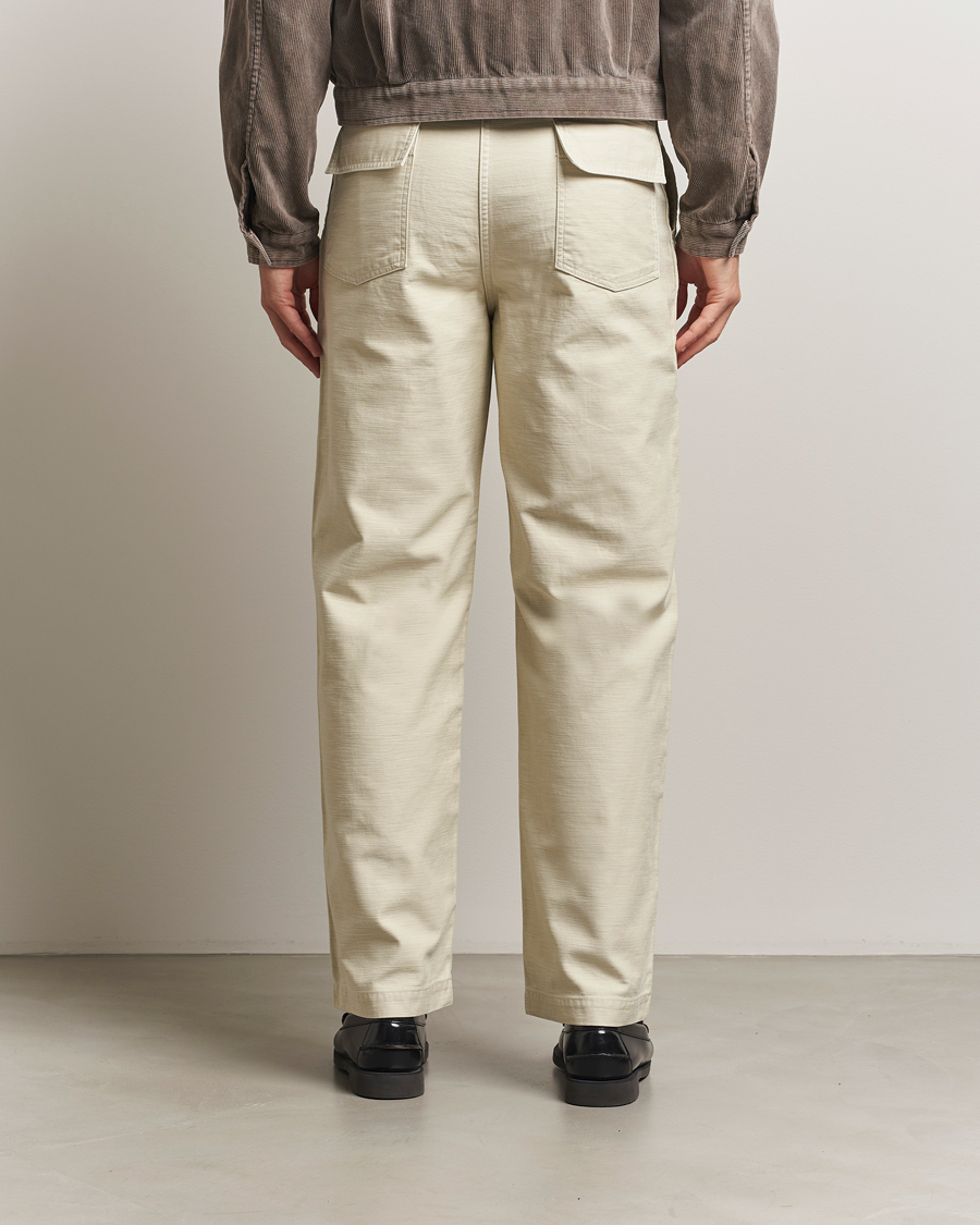 Herr | Byxor | Auralee | Bleached Satin Baker Pants Ivory