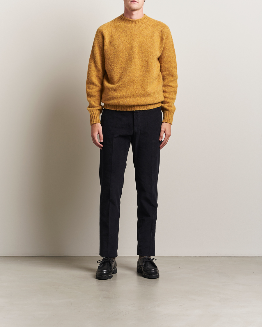 Herr | Tröjor | Sunspel | Brushed Shetland Crew Neck Saffron