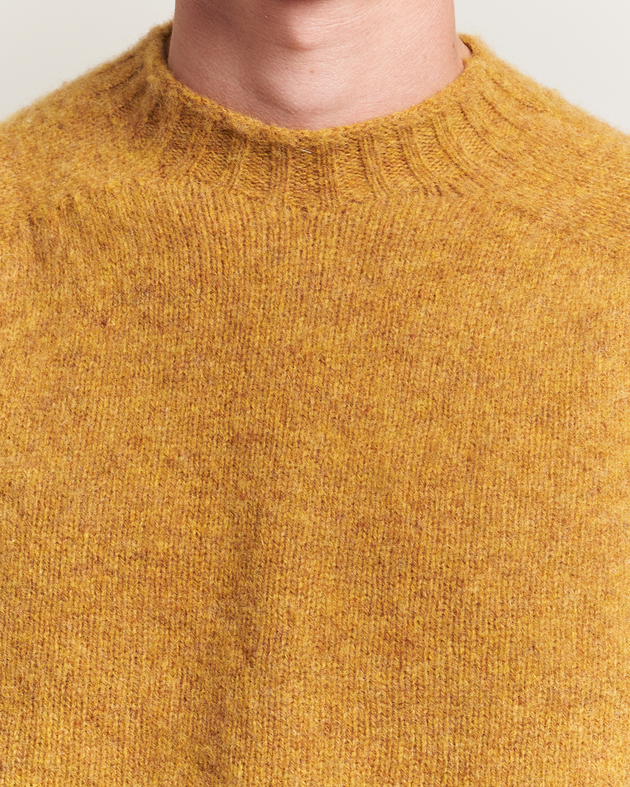 Herr | Tröjor | Sunspel | Brushed Shetland Crew Neck Saffron