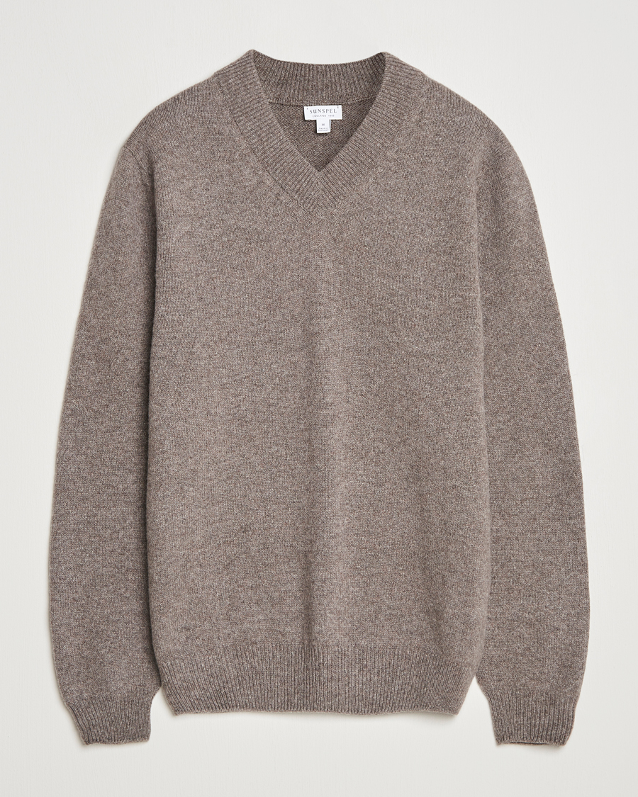 Herr | Tröjor | Sunspel | Knitted Lambswool V-Neck Bark