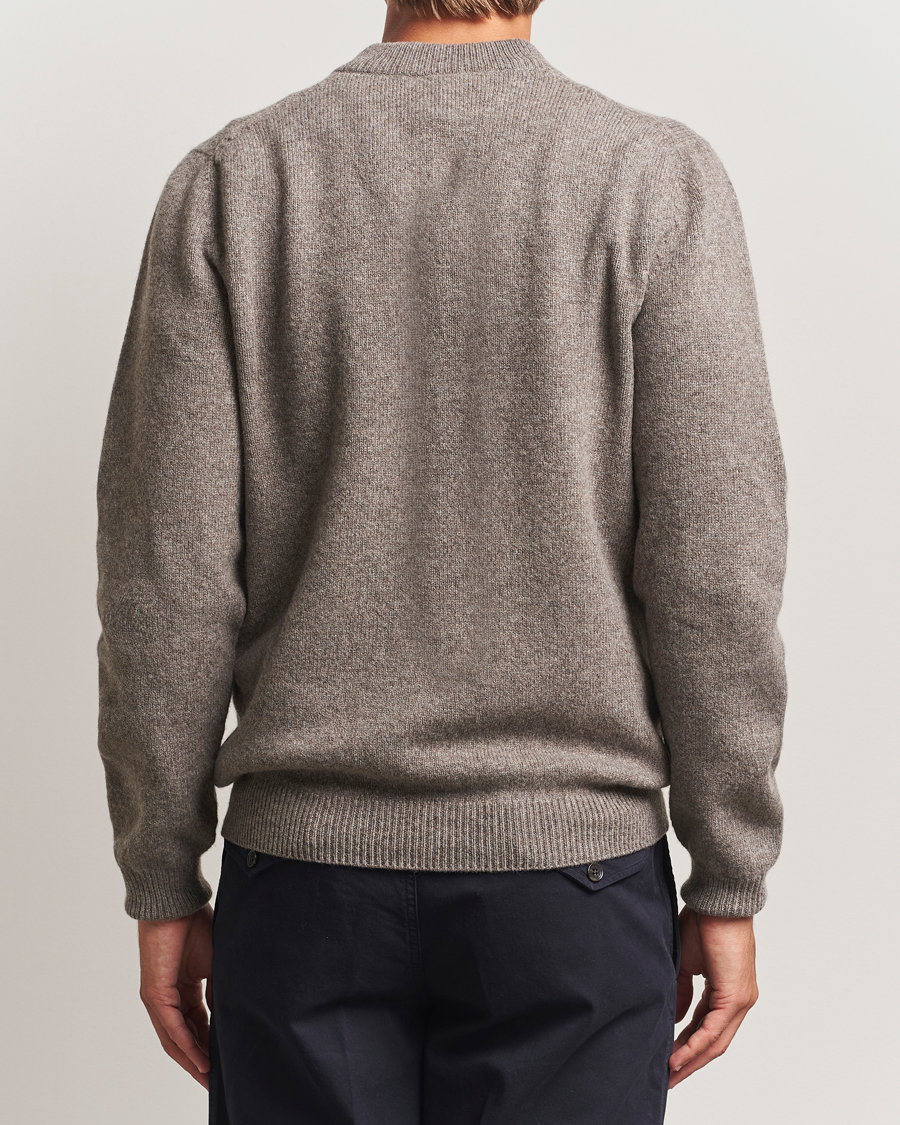Herr | Tröjor | Sunspel | Knitted Lambswool V-Neck Bark