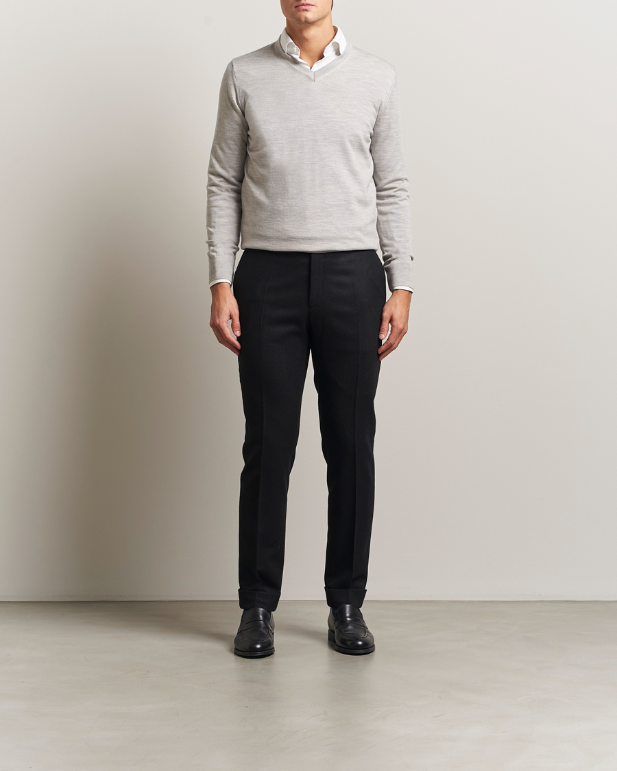 Herr | Tröjor | Charles Tyrwhitt | Pure Merino V-Neck Jumper Silver Grey