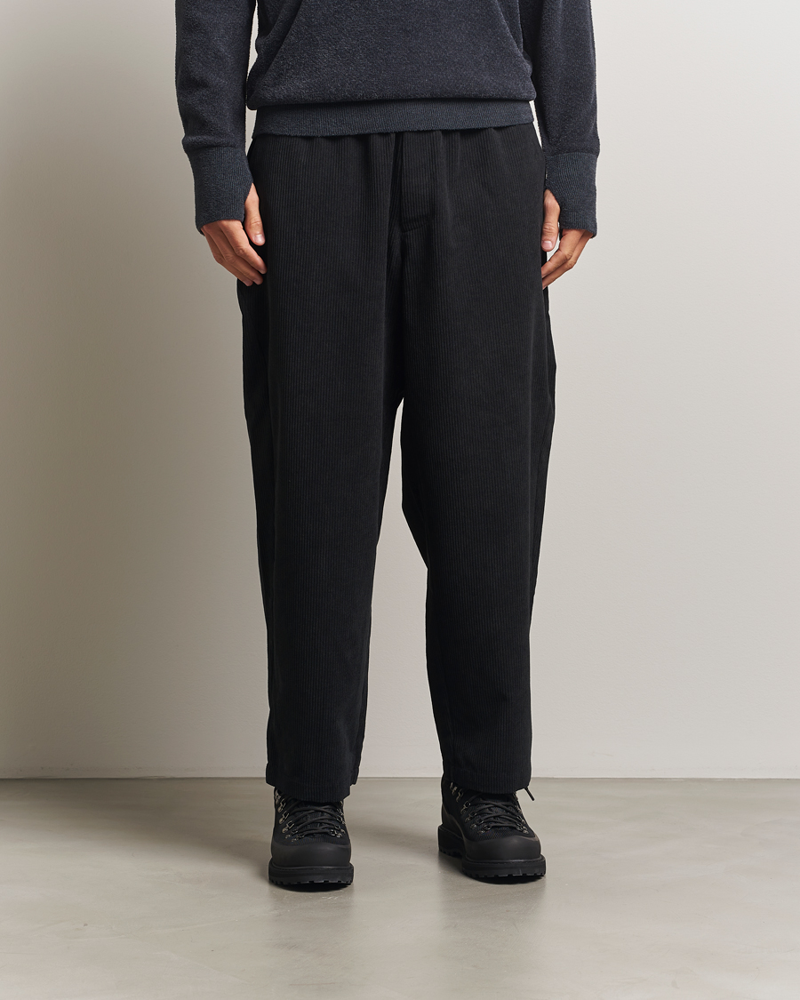 Herr | Byxor | Goldwin | Wale Corduroy Straight Pants Black