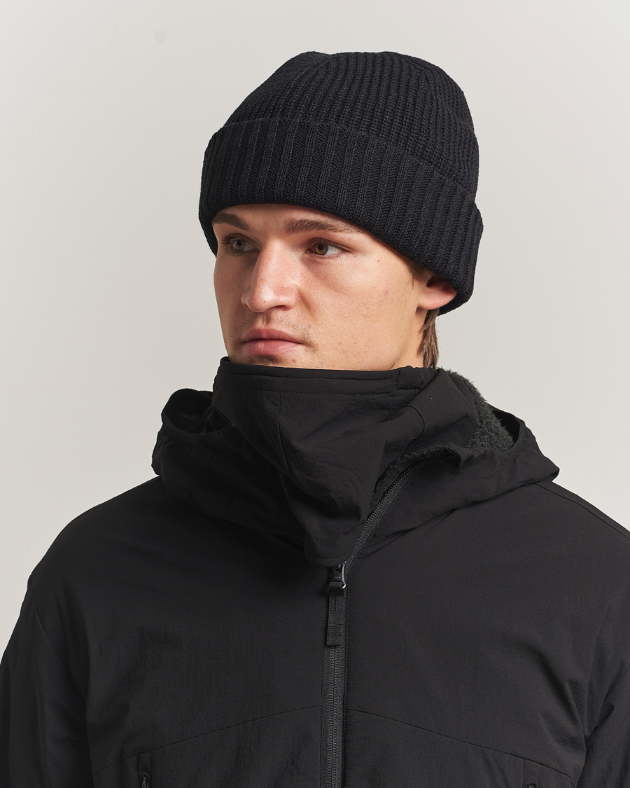 Herr | Hattar & kepsar | Goldwin | Gore-Tex Windstopper Beanie Black