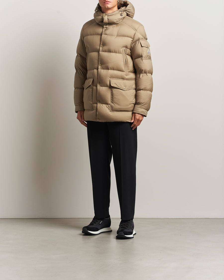 Herr | Jackor | Moncler | Bretagne Down Parka Beige