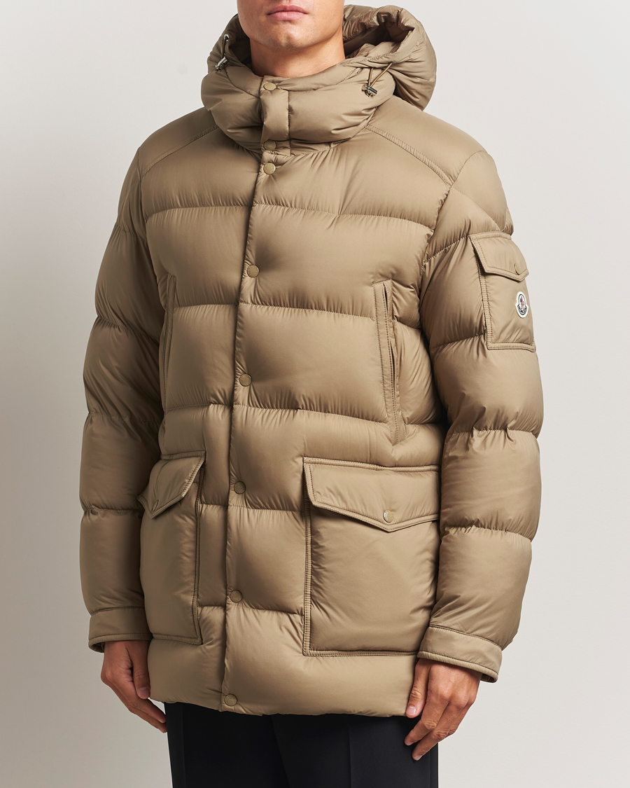 Herr | Jackor | Moncler | Bretagne Down Parka Beige