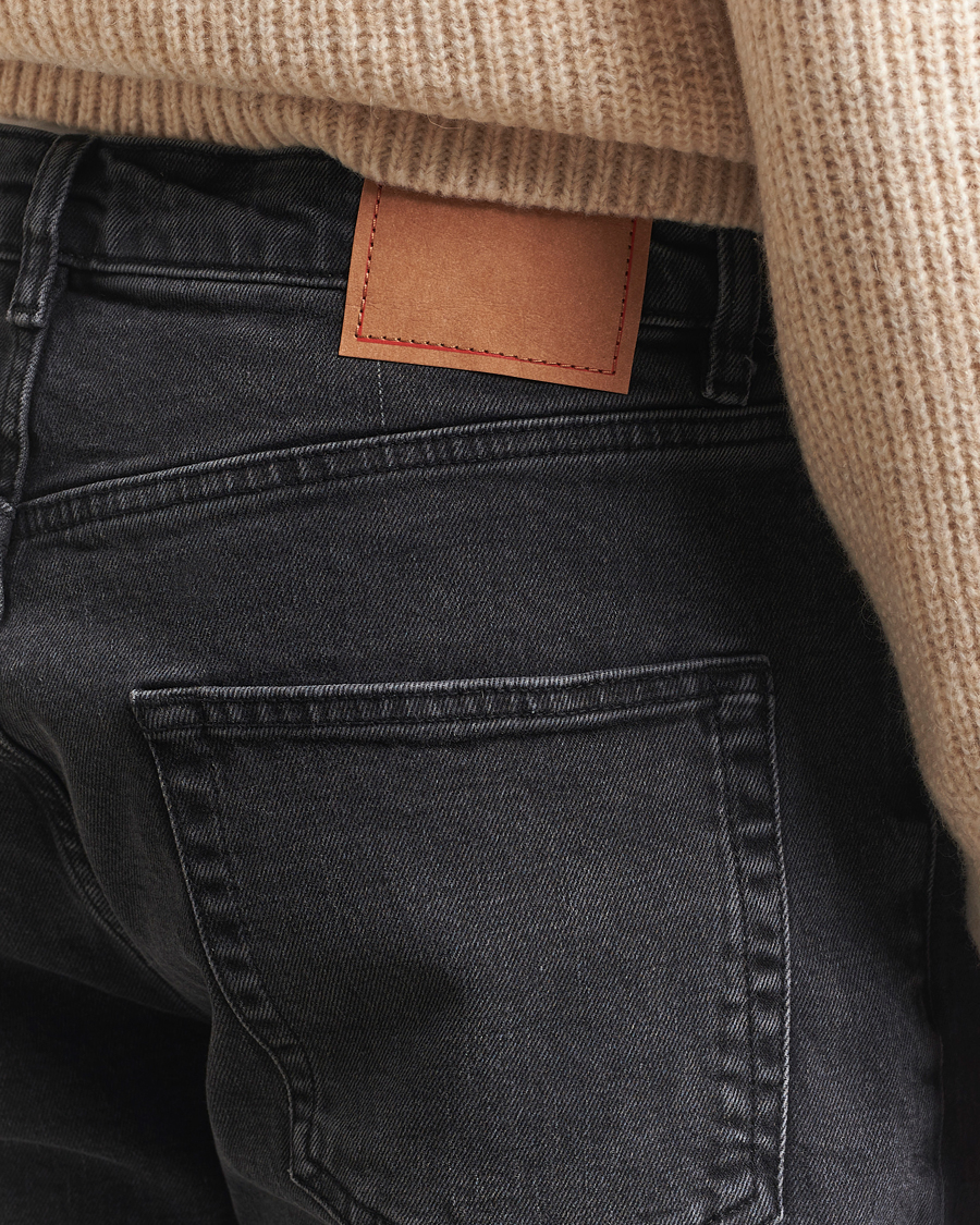 Herr | Byxor | Jeanerica | CM002 Classic Jeans Black Overdye