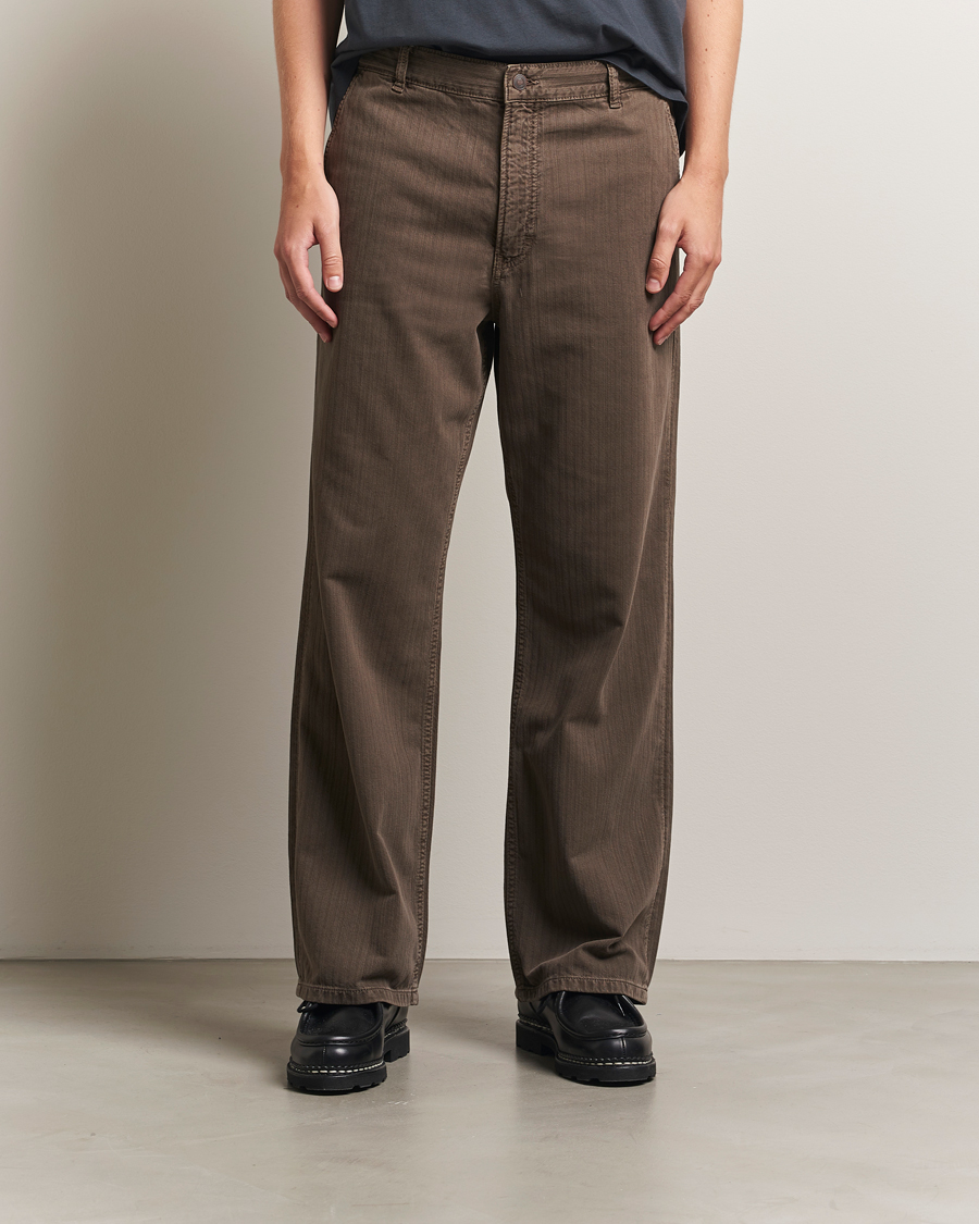 Herr | Byxor | Jeanerica | Genua Herringbone Twill Chino Brown