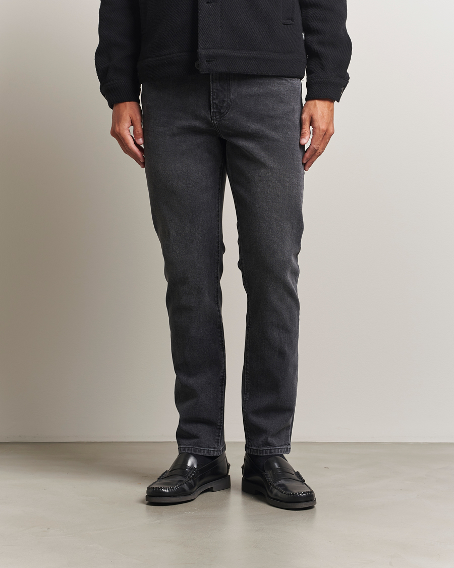 Herr | Byxor | Jeanerica | TM005 Tapered Jeans Black Overdye