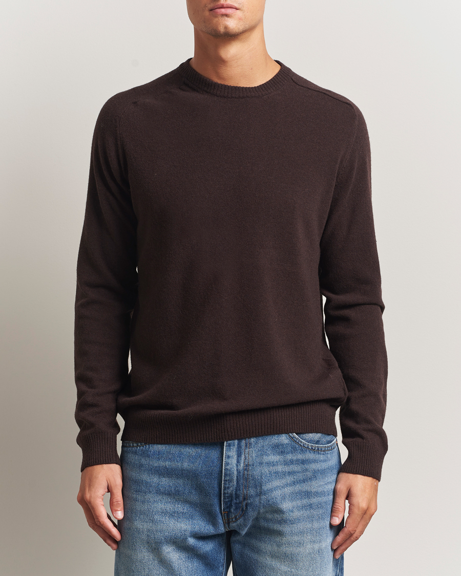 Herr | Tröjor | KnowledgeCotton Apparel | Lambswool Roundneck Chocolate