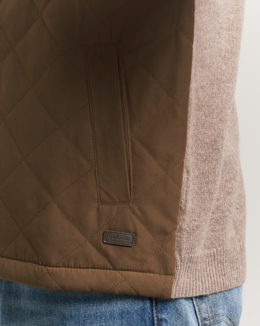 Herr | Tröjor | Barbour Lifestyle | Shoveler Knitted Gilet Stone