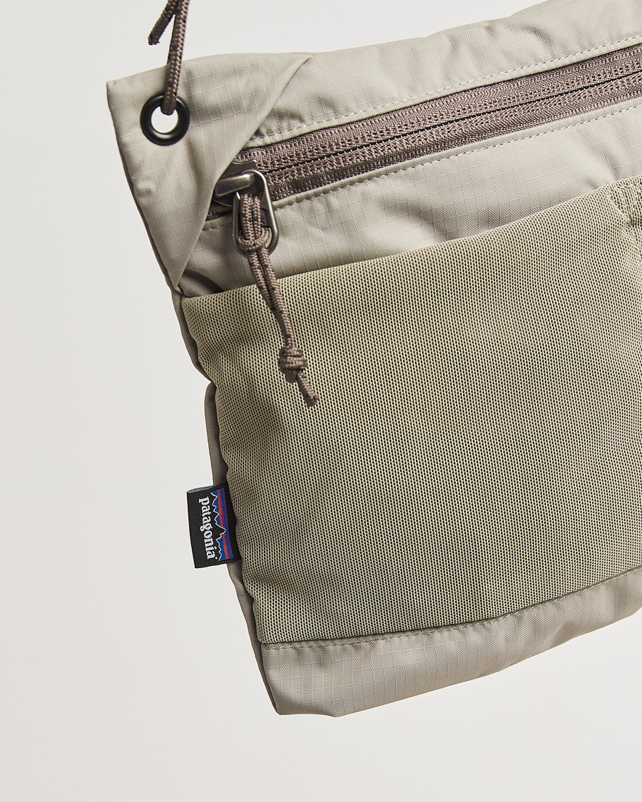 Herr | Väskor | Patagonia | Terravia Sacoche River Rock Green