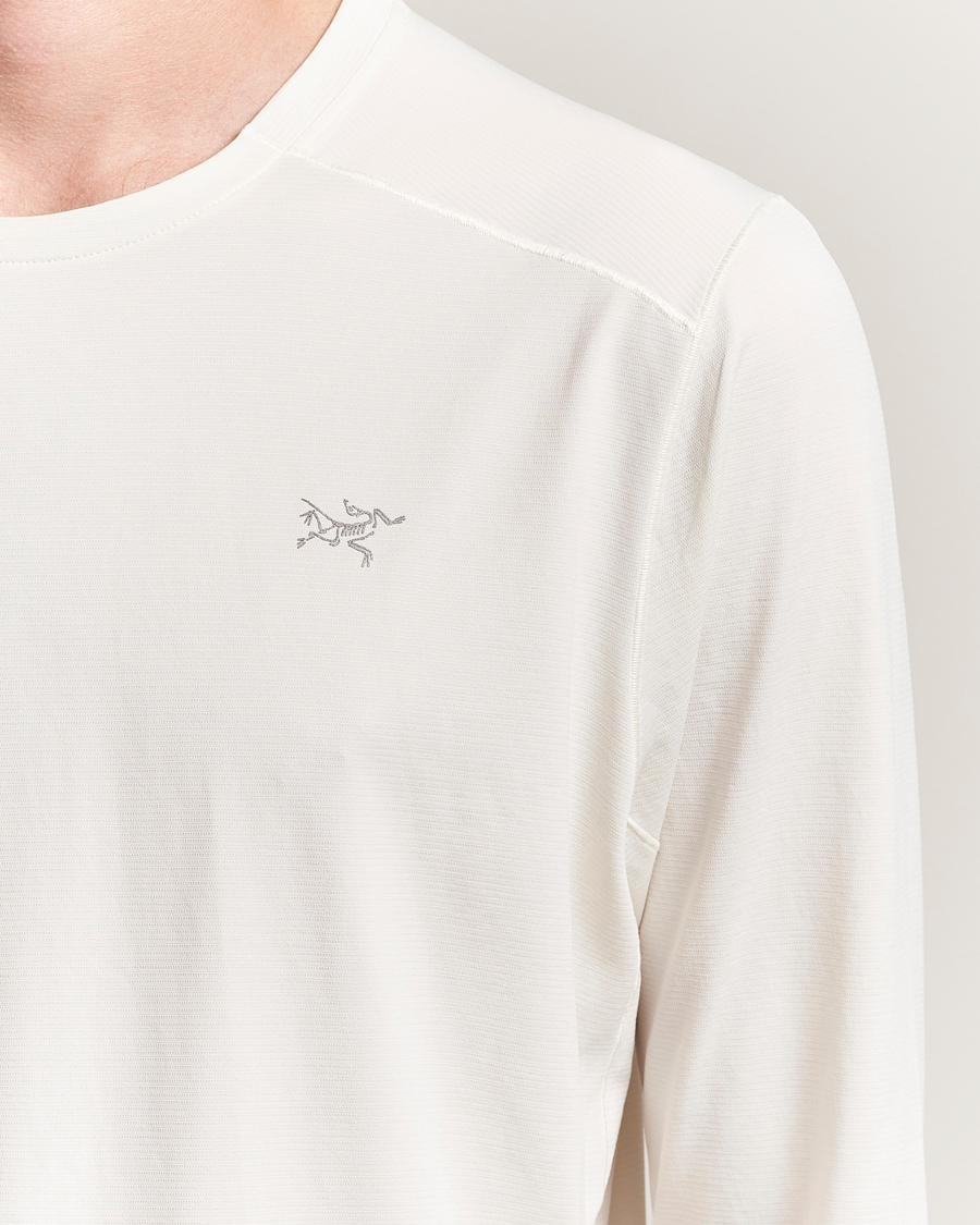Herr | T-Shirts | Arc'teryx | Cormac Long Sleeve T-Shirt Arctic Silk Heather