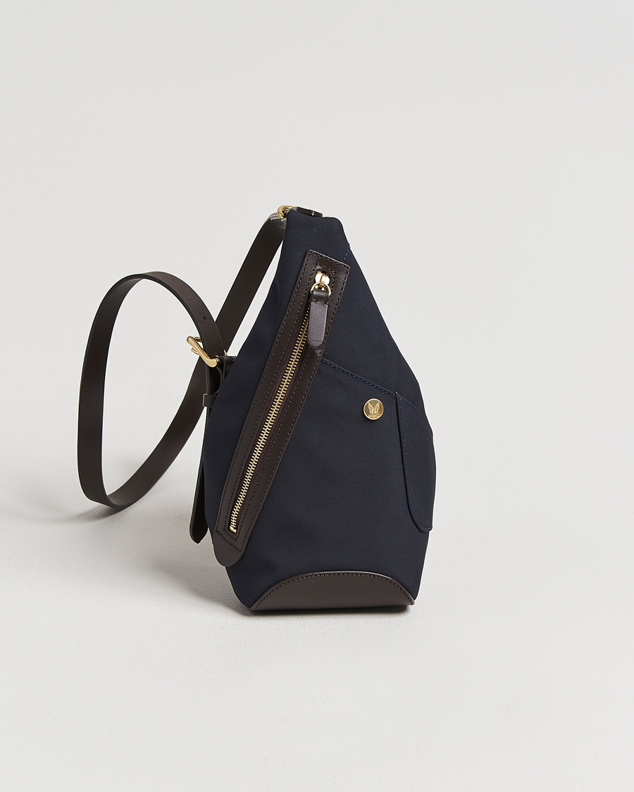 Herr | Väskor | Mismo | M/S Drop Crossbody Bag Navy/Dark Brown