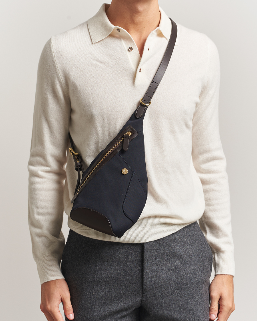 Herr | Väskor | Mismo | M/S Drop Crossbody Bag Navy/Dark Brown