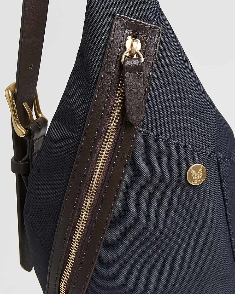 Herr | Väskor | Mismo | M/S Drop Crossbody Bag Navy/Dark Brown