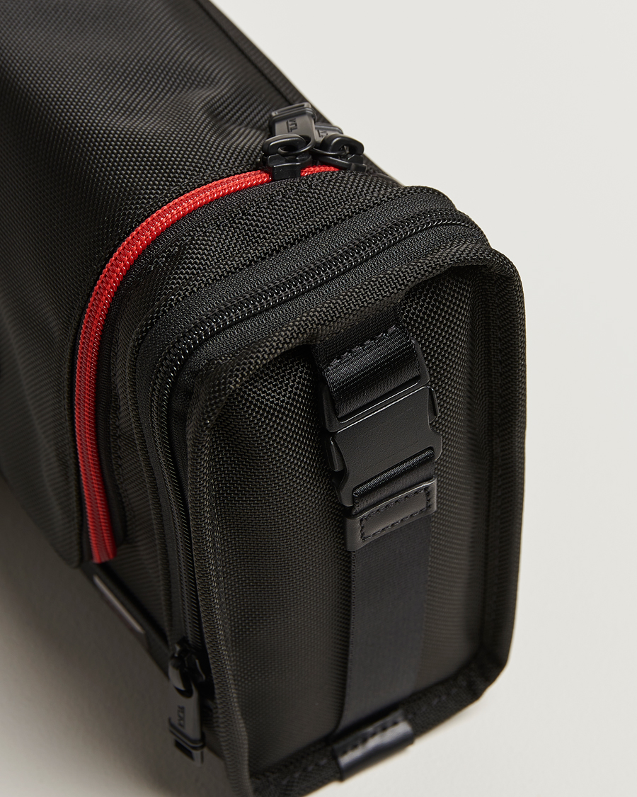 Herr | Väskor | TUMI | Alpha 3 Hanging Travel Kit Black/Red