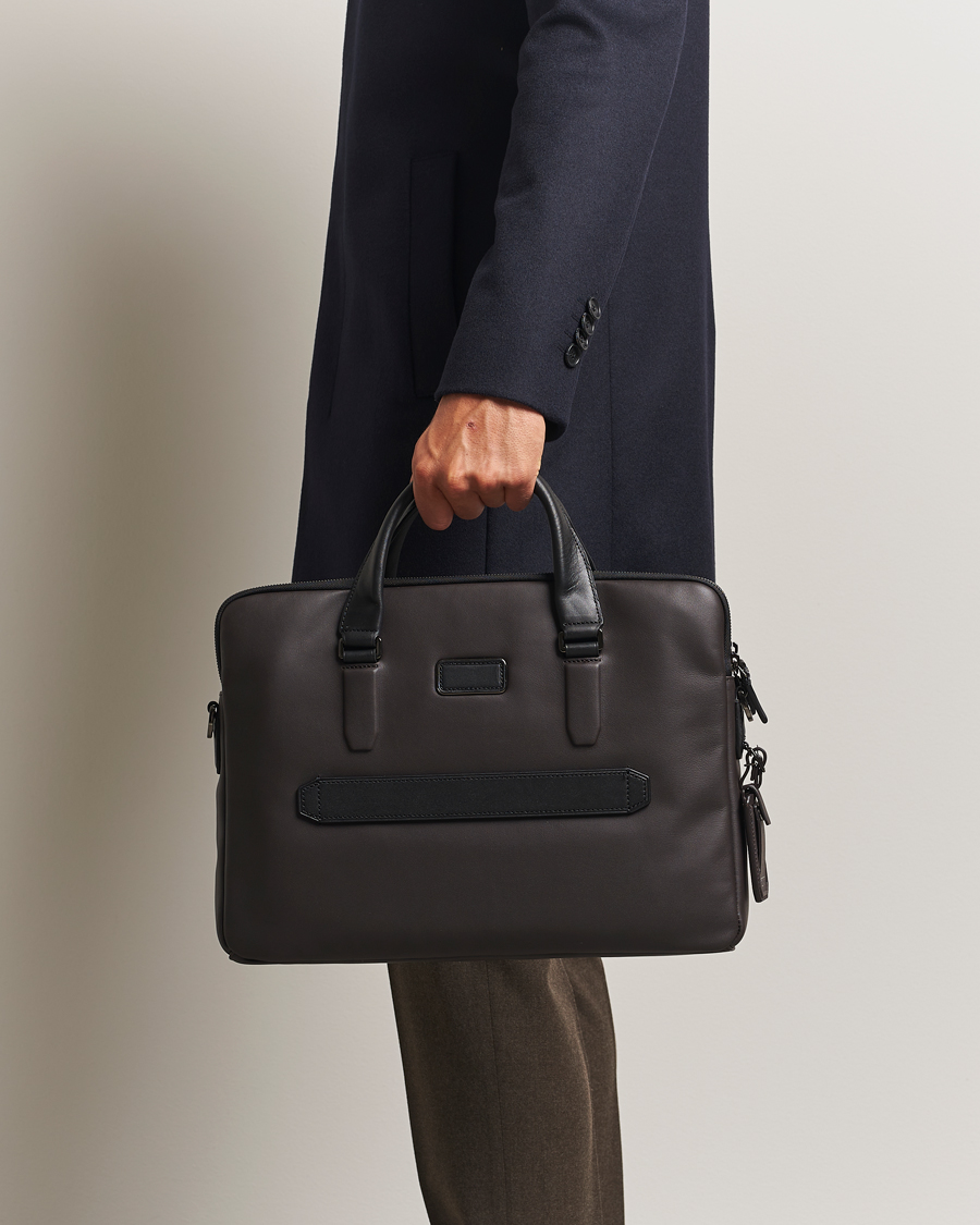 Herr | Väskor | TUMI | Harrison Sycamore Slim Brief Espresso Brown