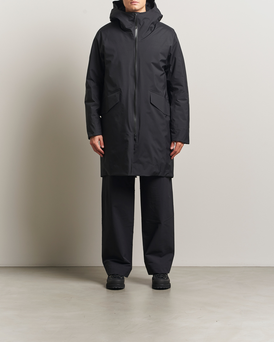 Herr | Jackor | Arc'teryx Veilance | Monitor GORE-TEX Down Coat Black