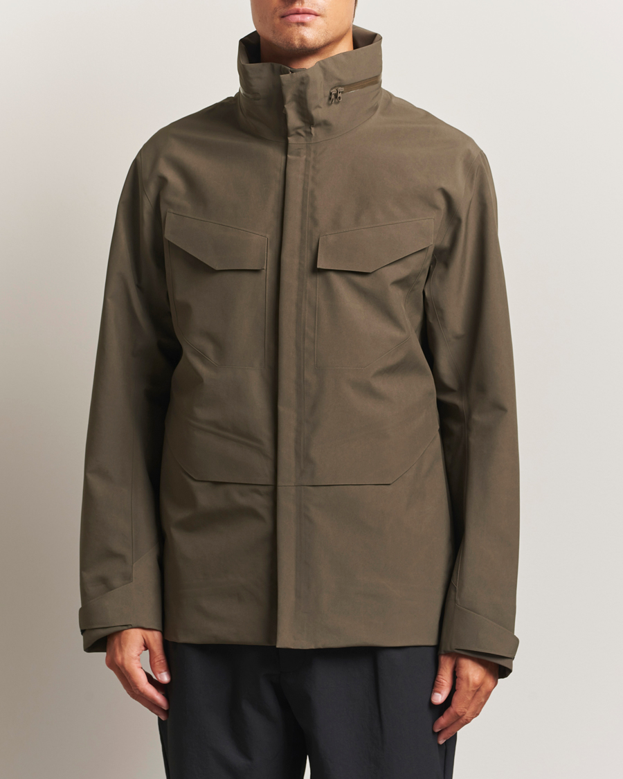 Herr | Jackor | Arc'teryx Veilance | GORE-TEX Field Jacket Brown