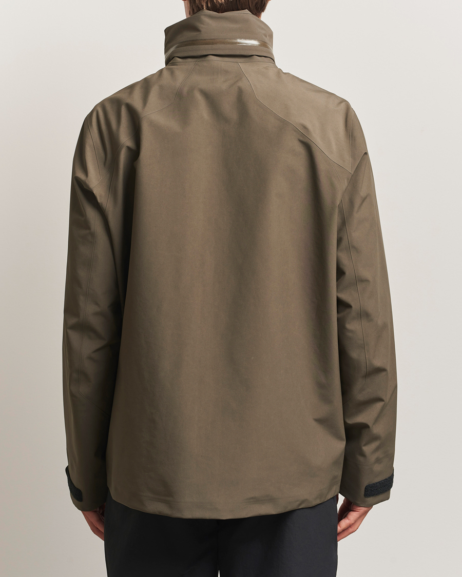 Herr | Jackor | Arc'teryx Veilance | GORE-TEX Field Jacket Brown