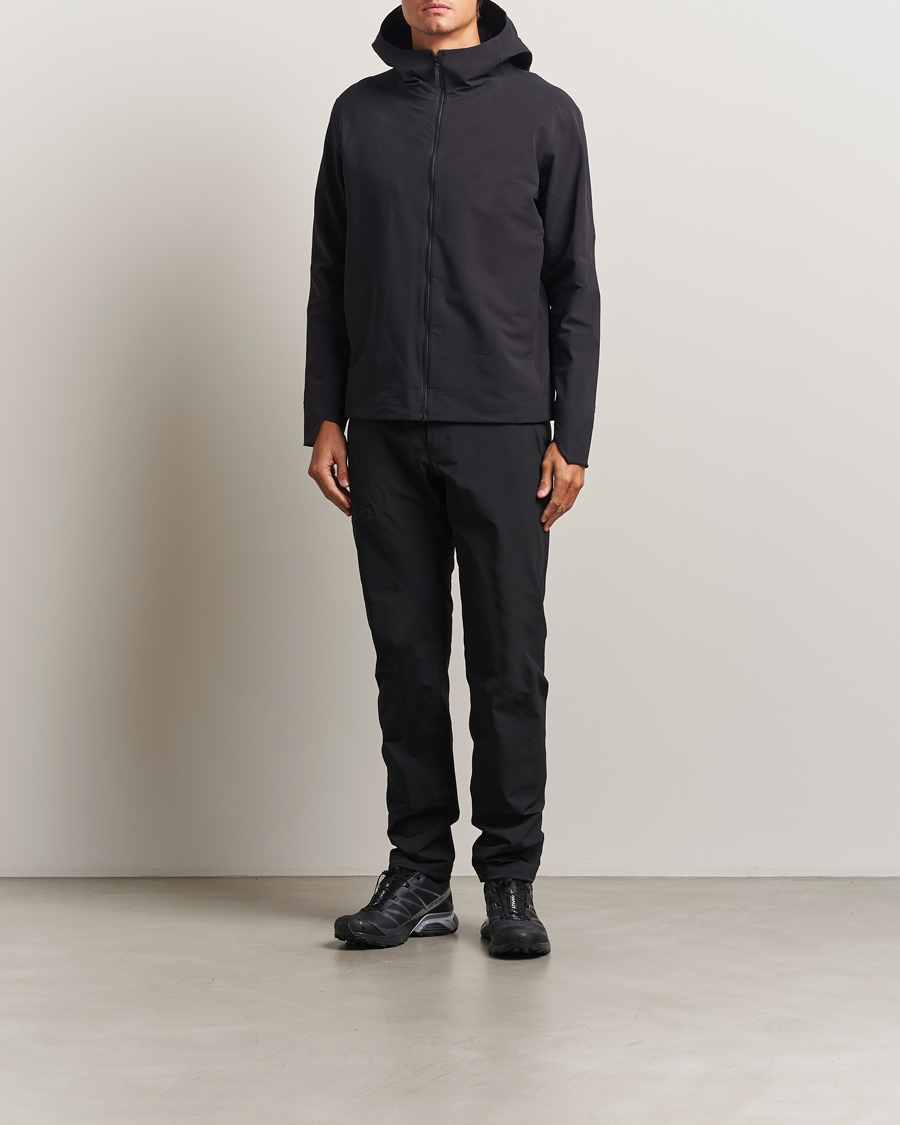 Herr | Jackor | Arc'teryx Veilance | Isogon GORE-TEX Hooded Shell Jacket Black