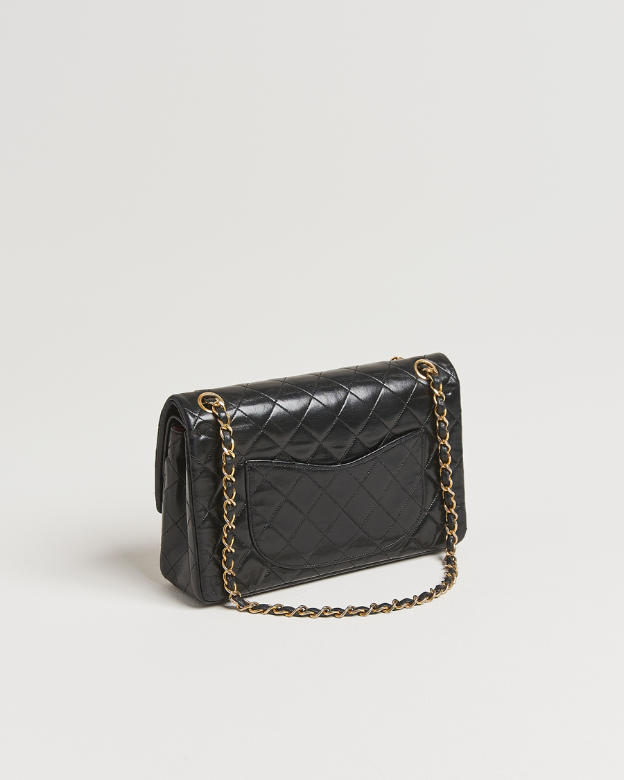 Herr | Gifts for Her | Chanel Pre-Owned | Classic Double Flap Medium Lambskin Black